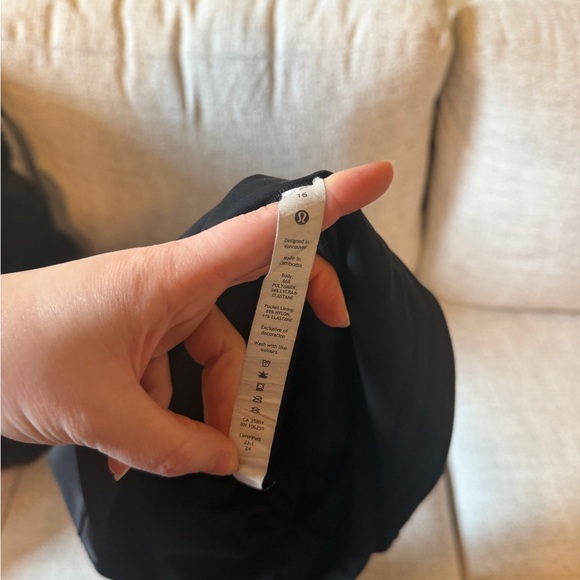 lululemon women’s leggings one black one Black Camo - Picture 3 of 3